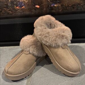 US Sports Faux Suede textile upper,faux fur lined,silky fluffy trim,rugged sole